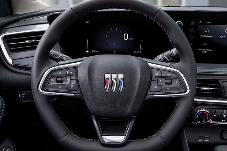 Volante y clúster de Buick Encore 2026, SUV compacta